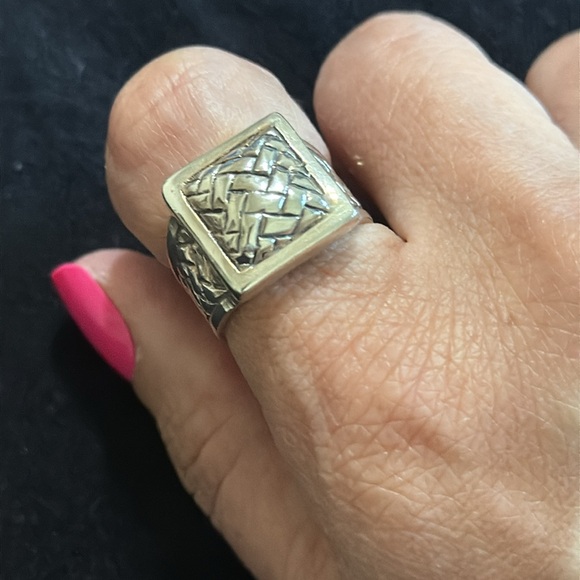 Jewelry - Vintage 80’s sterling silver handcrafted ring